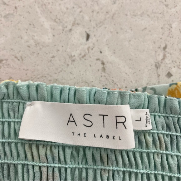 ASTR Cinched Bust Floral Print Dress Size L - Picture 6 of 10